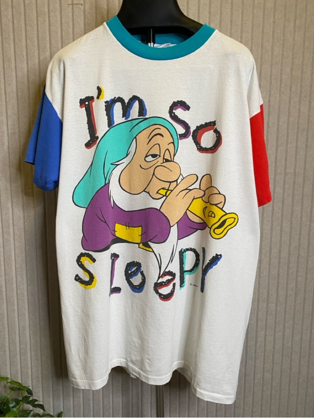 VTG Disney Oversized Sleepy T-Shirt Nightshirt Snow White Colorful Single Stitch